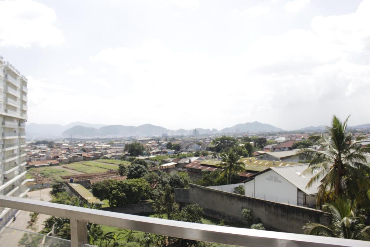 Spacious 2br Gateway Pasteur Near Exit Toll 23 By Travelio Apartemen *